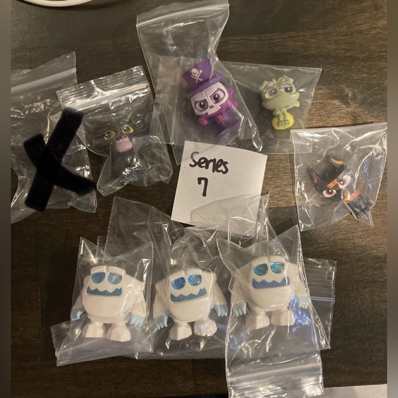 Brand new Disney Doorables series 7, pick one - Picture 1 of 1